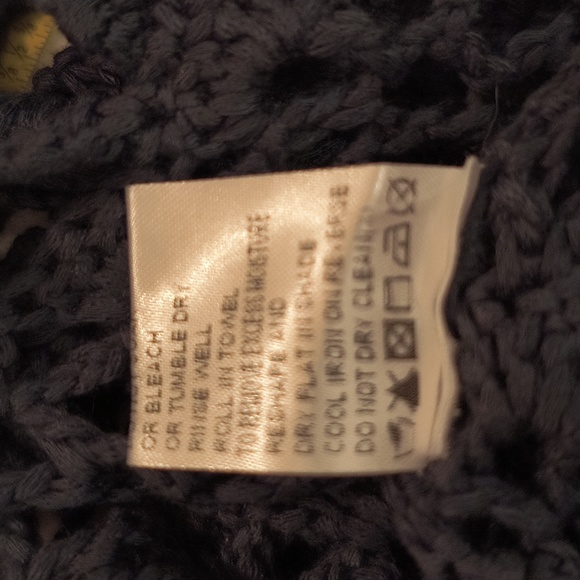 NWT PAPILLON navy macrame asymmetrical pullover top with bell sleeves - Picture 8 of 8